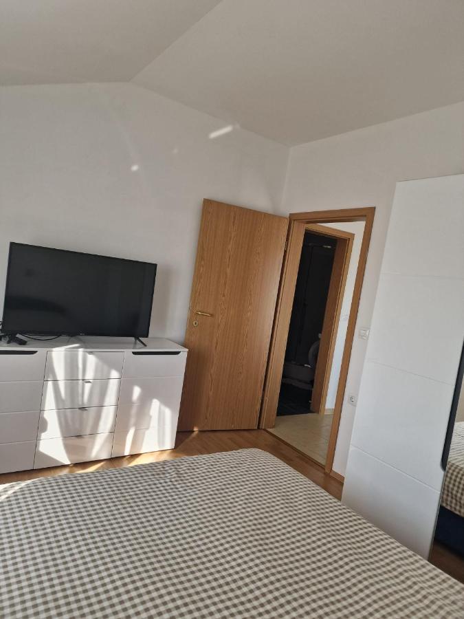 Apartmani Ivan Rtina Exterior foto