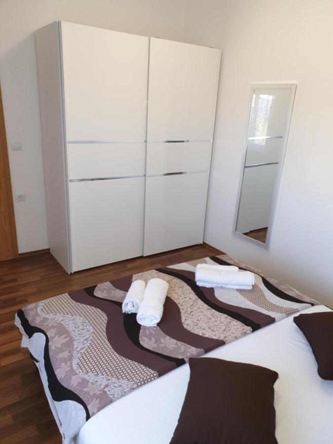 Apartmani Ivan Rtina Exterior foto